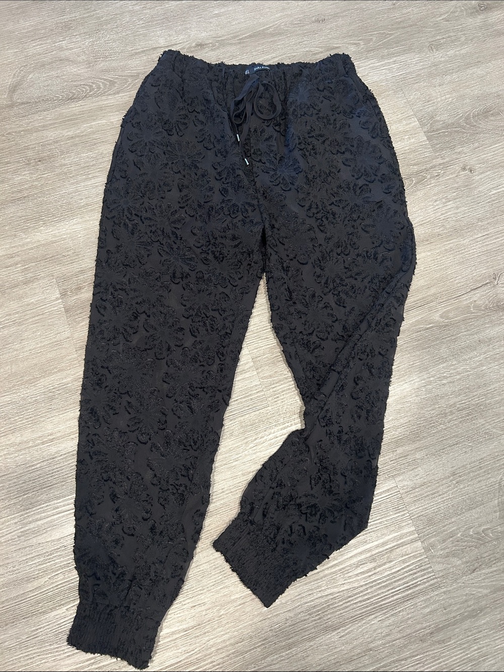 Zara Black Floral-Textured Joggers
